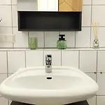 Kurzentrum, Kueche, Radfreundlich, Gemuetliches Bett Daire *